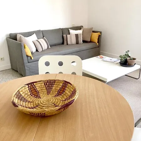 Apartamento Dans Maison, Independant Et Jardin