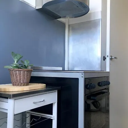 Apartamento Dans Maison, Independant Et Jardin *