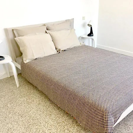 Apartamento Dans Maison, Indépendant Et Jardin *