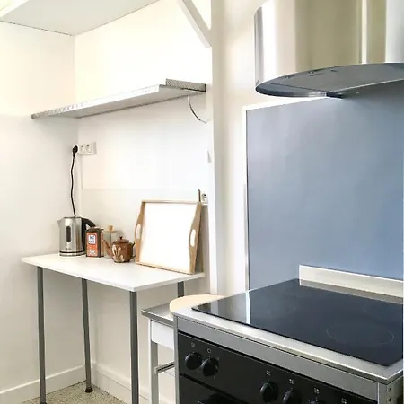 Dans Maison, Independant Et Jardin アパート *