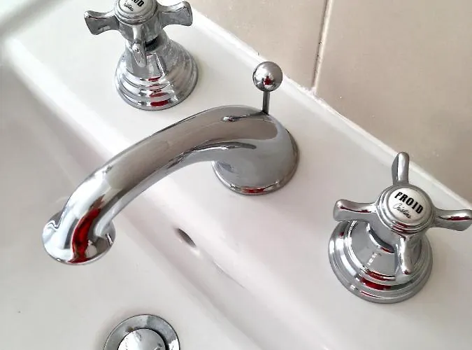 Dans Maison, Independant Et Jardin *