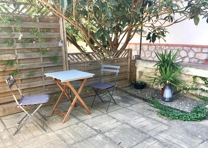 Dans Maison, Independant Et Jardin * Perpignan