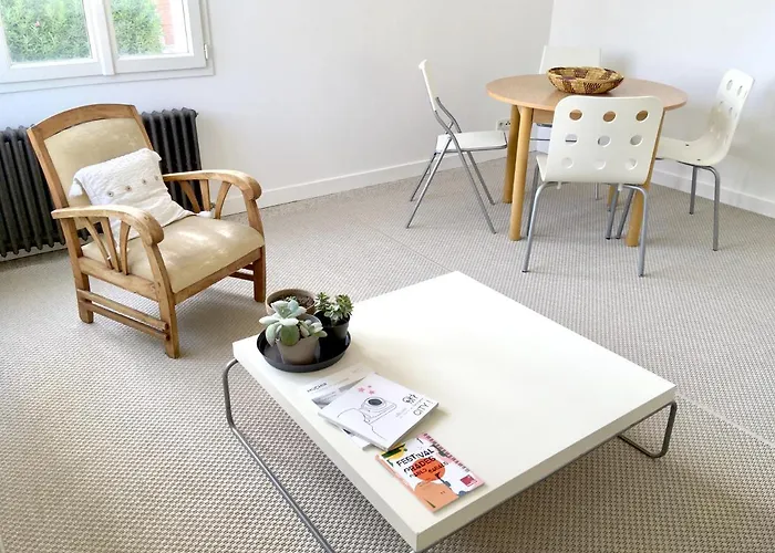 Apartamento Dans Maison, Indépendant Et Jardin *