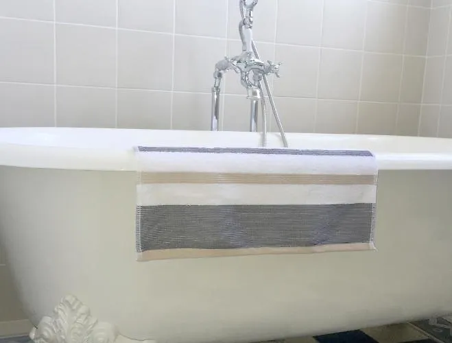 Dans Maison, Indépendant Et Jardin Apartamento Perpiñán