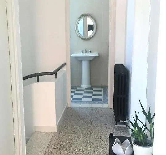 Apartamento Dans Maison, Indépendant Et Jardin *